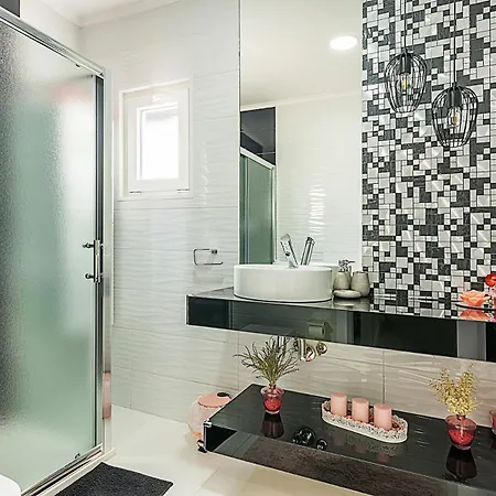 Myplacelisbon - Lumiar Luxury House Hébergement de vacances